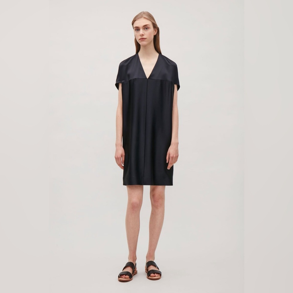 COS Satin‎ V Neck Batwing Mini Dress Black Size 6